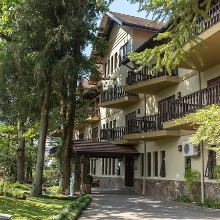 Aparthotel Residencial Vale Dourado à Gramado Extérieur photo